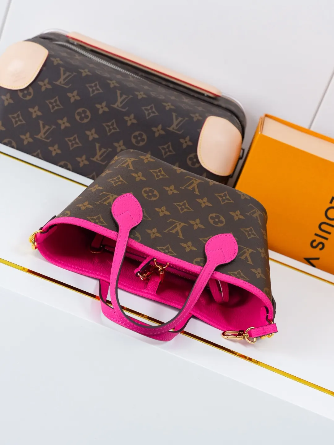 Crossbody Bag Lightweight Leather