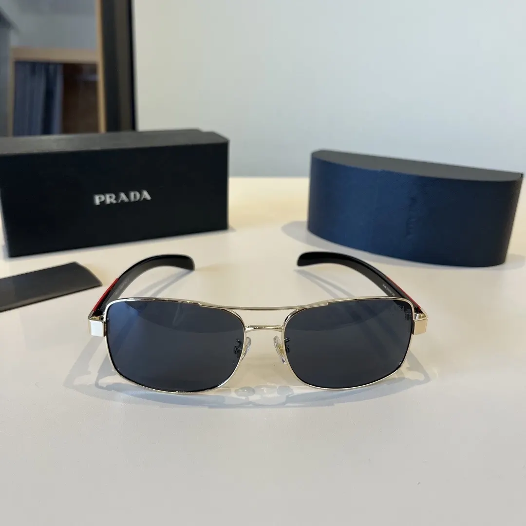 Prada 太阳眼镜 時尚遮阳 太陽鏡