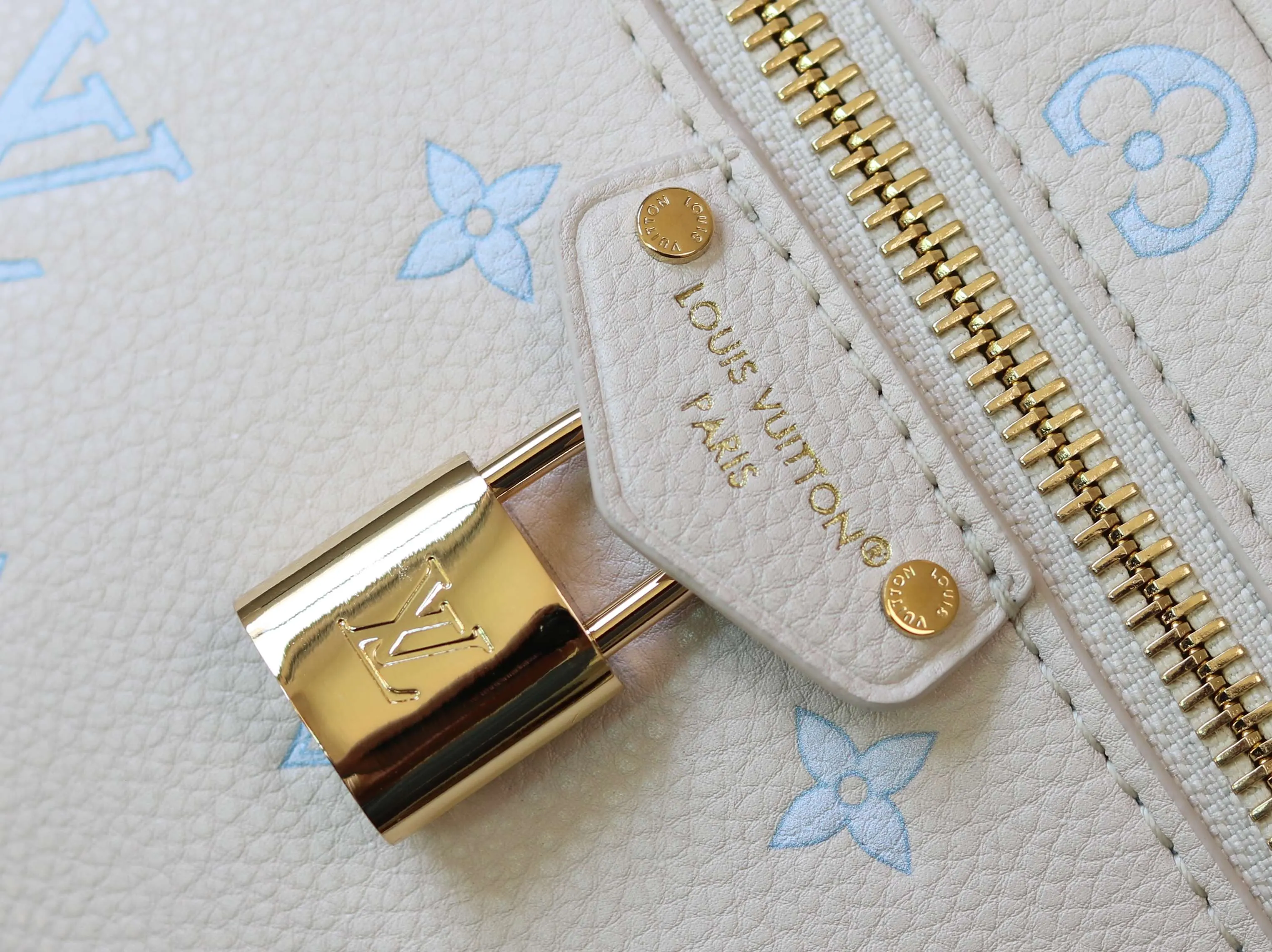 Louis Vuitton Chain Bag