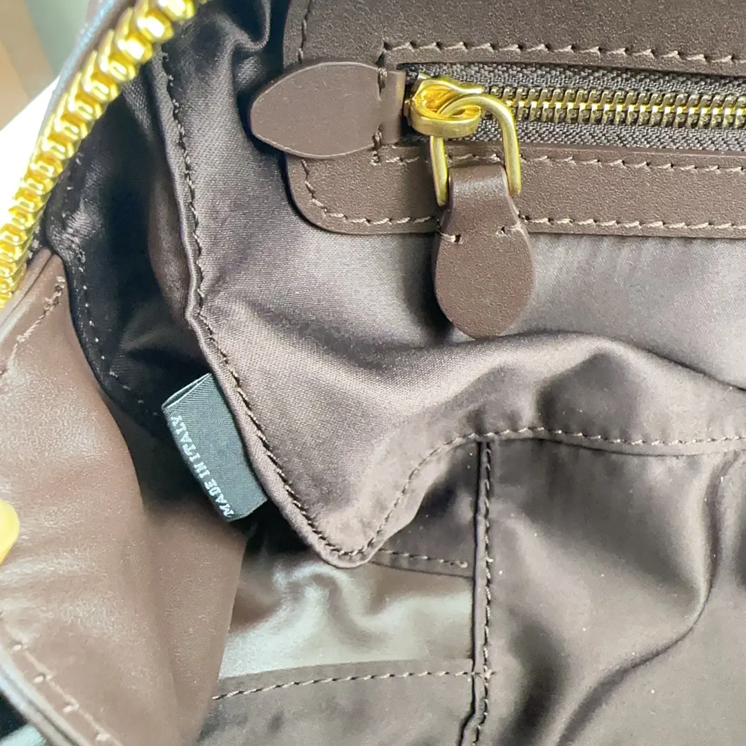 Crossbody Bag Lightweight Leather