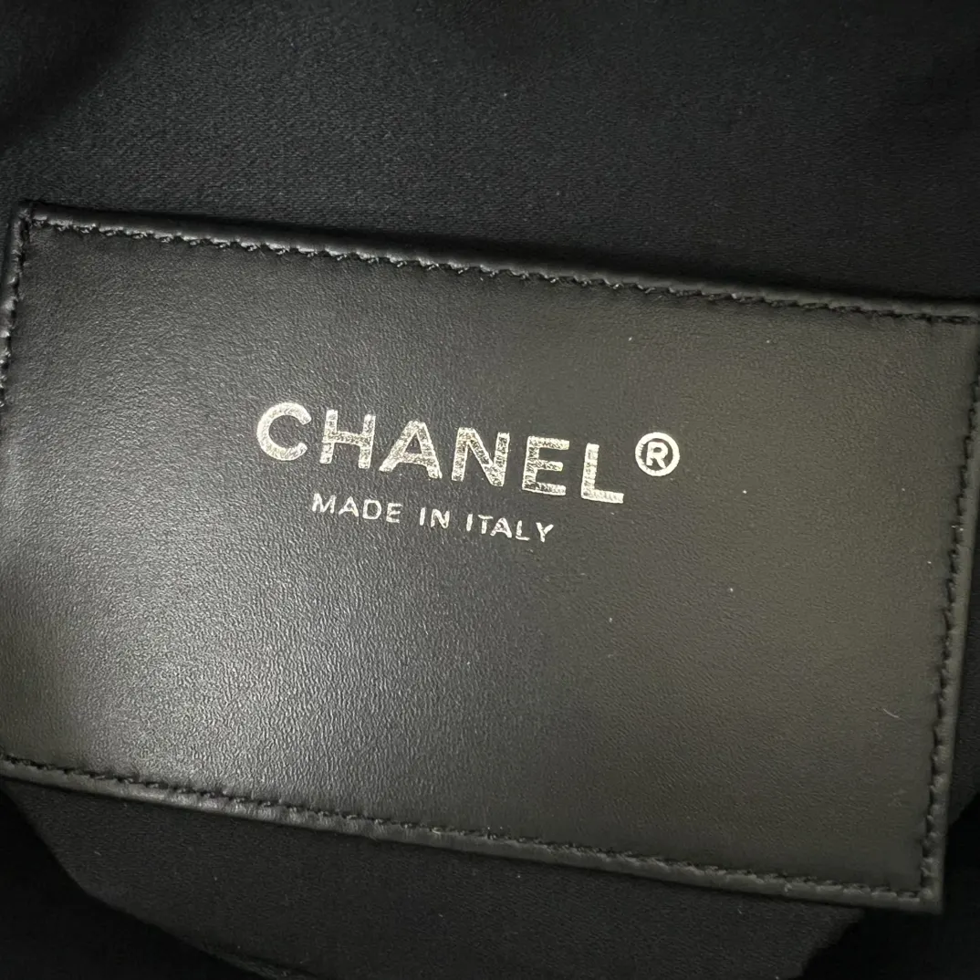 Chanel 22 小号 灰色 皮革 链条包