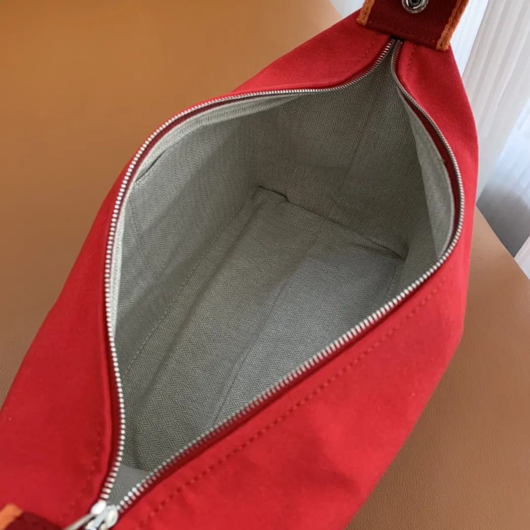 帆布 Trousse Bride Brace 官方名字 化妆包 便携收纳款