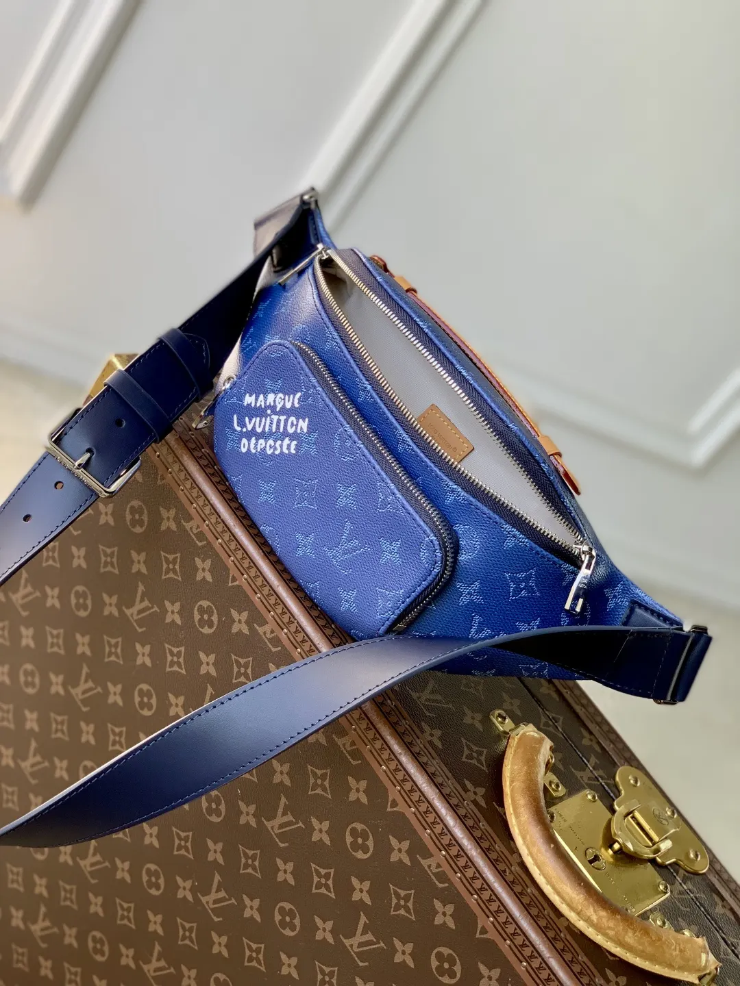 LV 蓝色 帆布 腰包 休闲腰包款