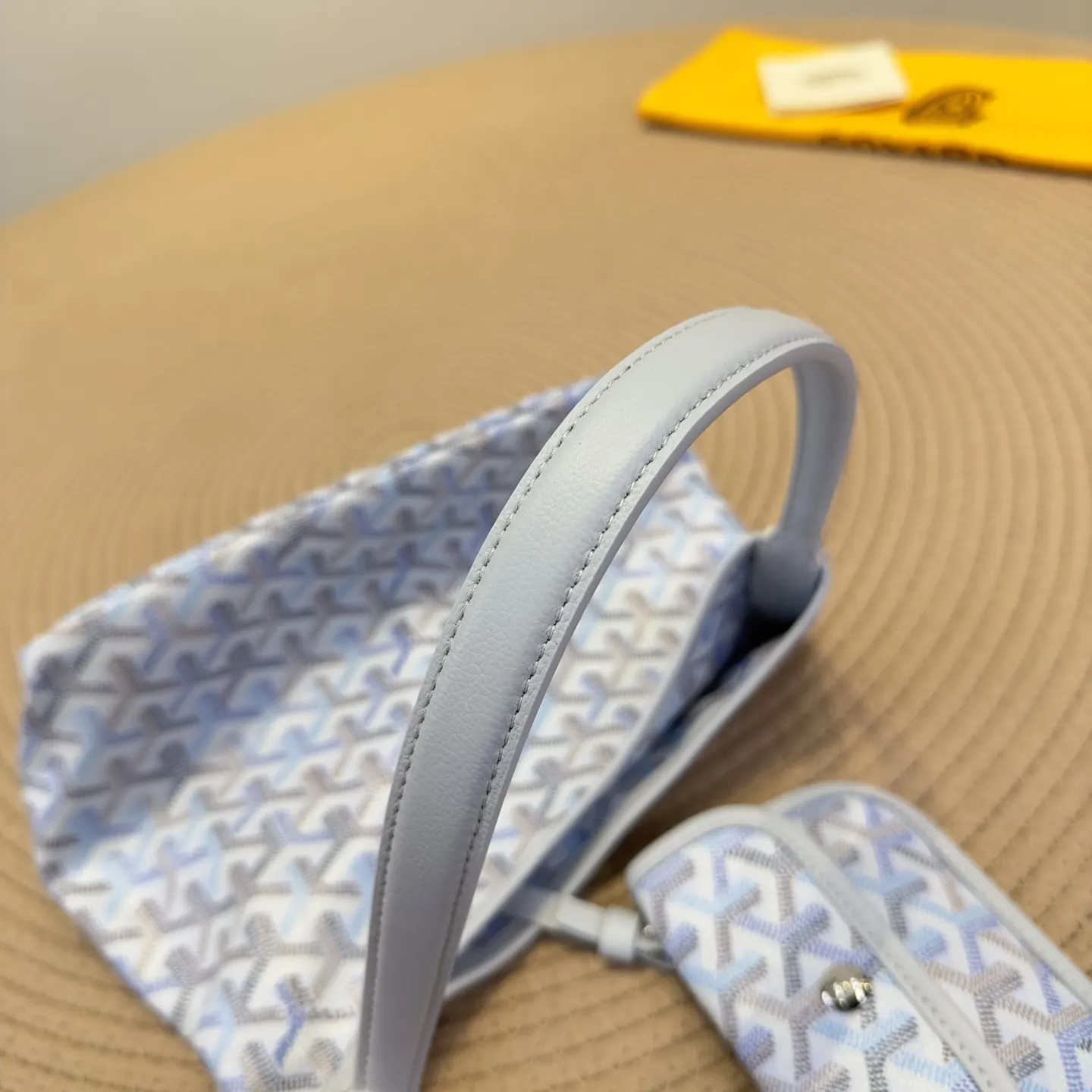 Goyard 粉色 腋下包 实拍款01 精选款