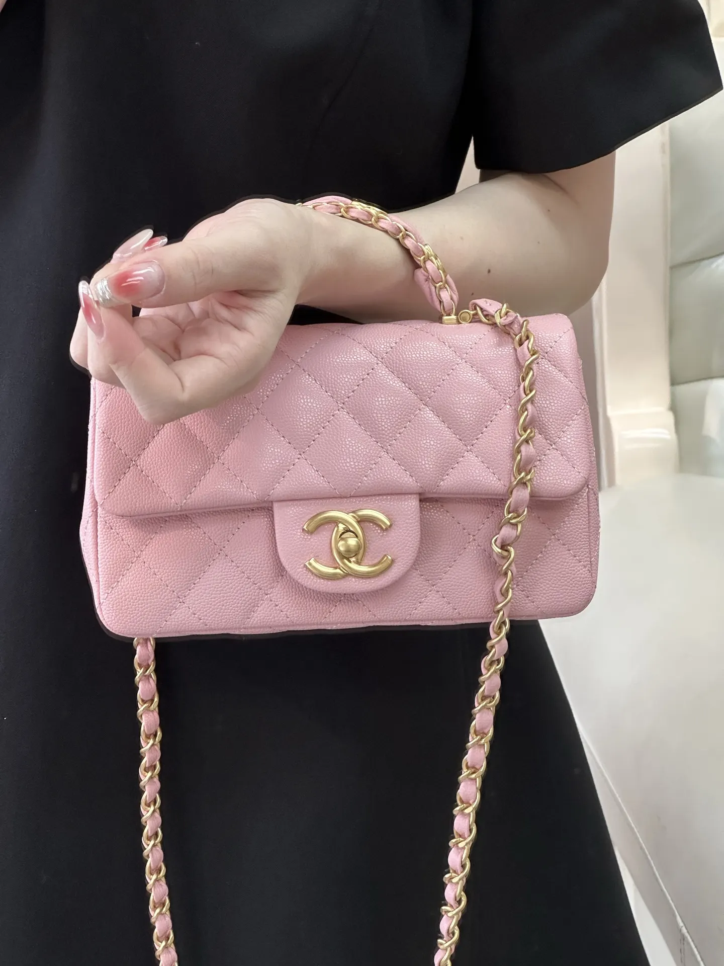 CHANEL 牛皮 华丽霸气又摩登 鏈條包 精致鏈條款