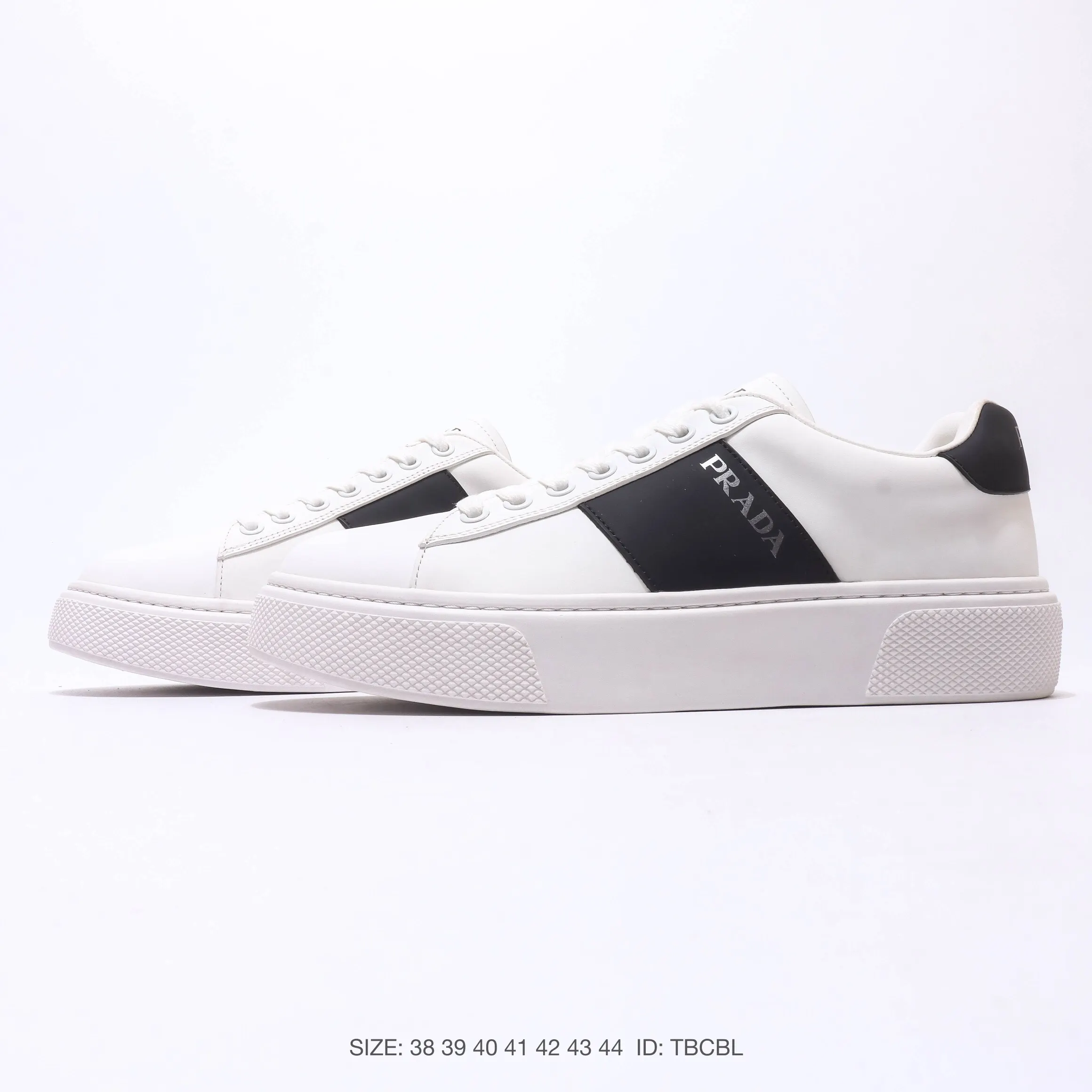 Prada 休闲鞋 舒适