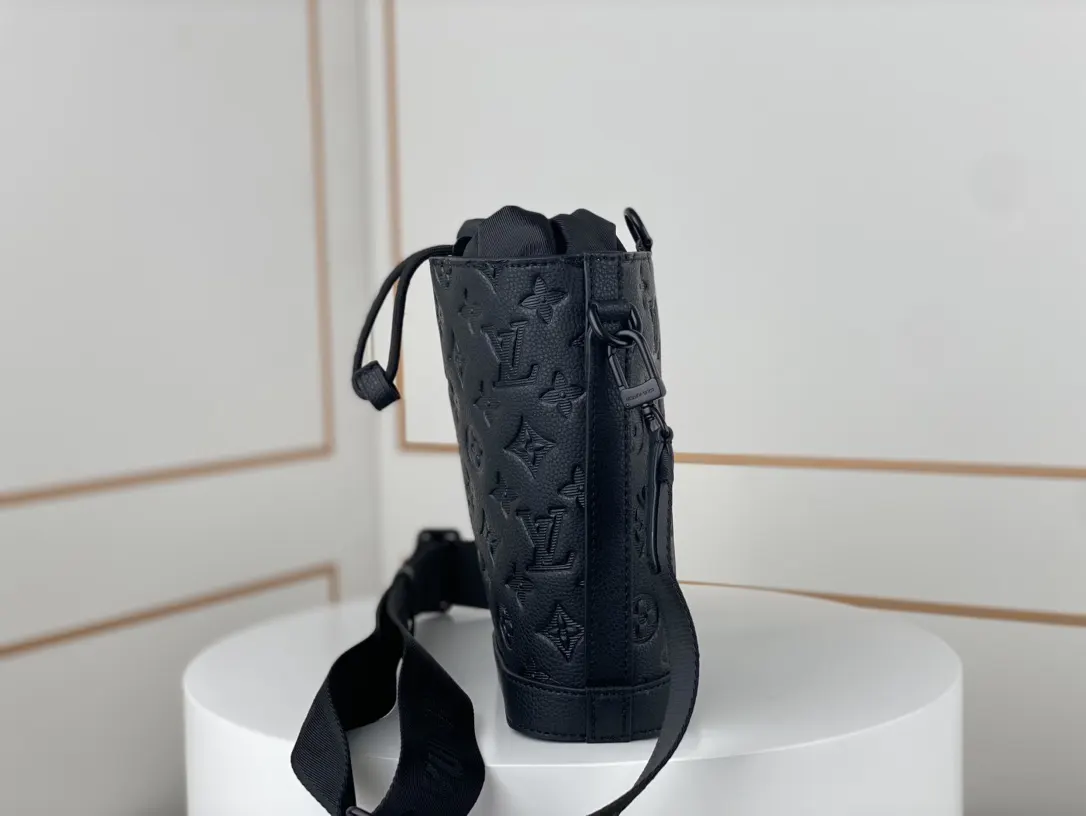 LV 牛皮 單肩包 日常單肩背款