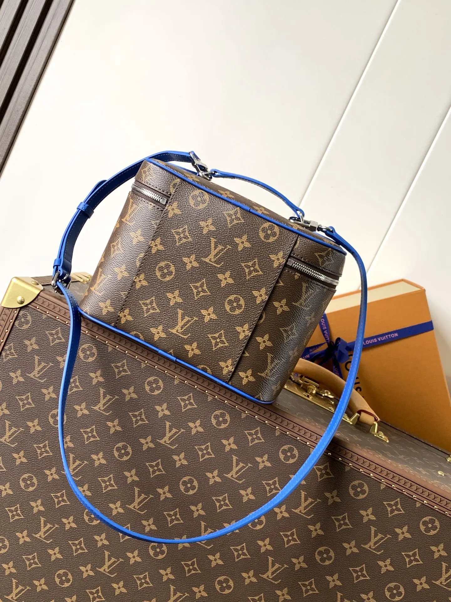 蓝色 绿色 牛皮 绿色 蓝 化妆包 便携收纳款