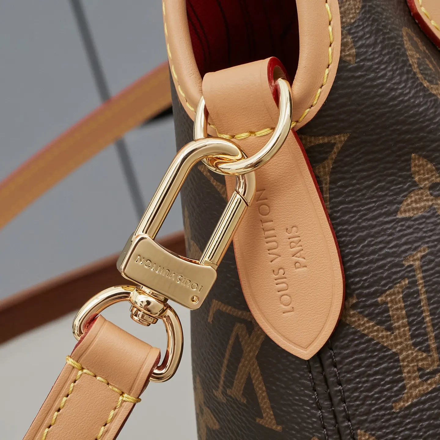 Gold Tote Bag Leather