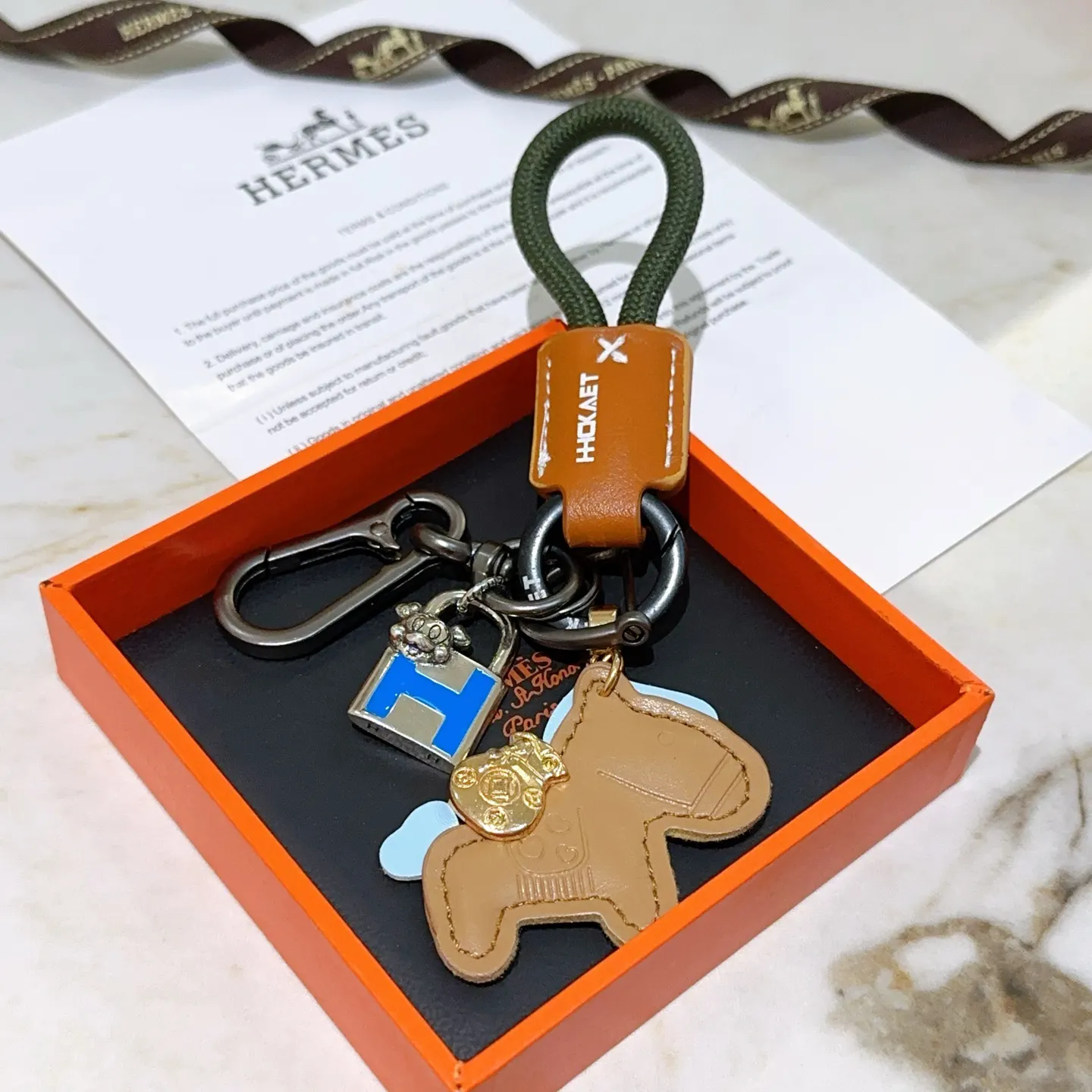 Hermès Pendant