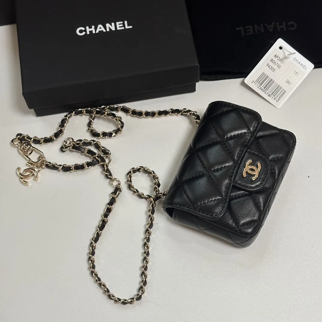 Chanel 黑色牛皮链条包 礼盒