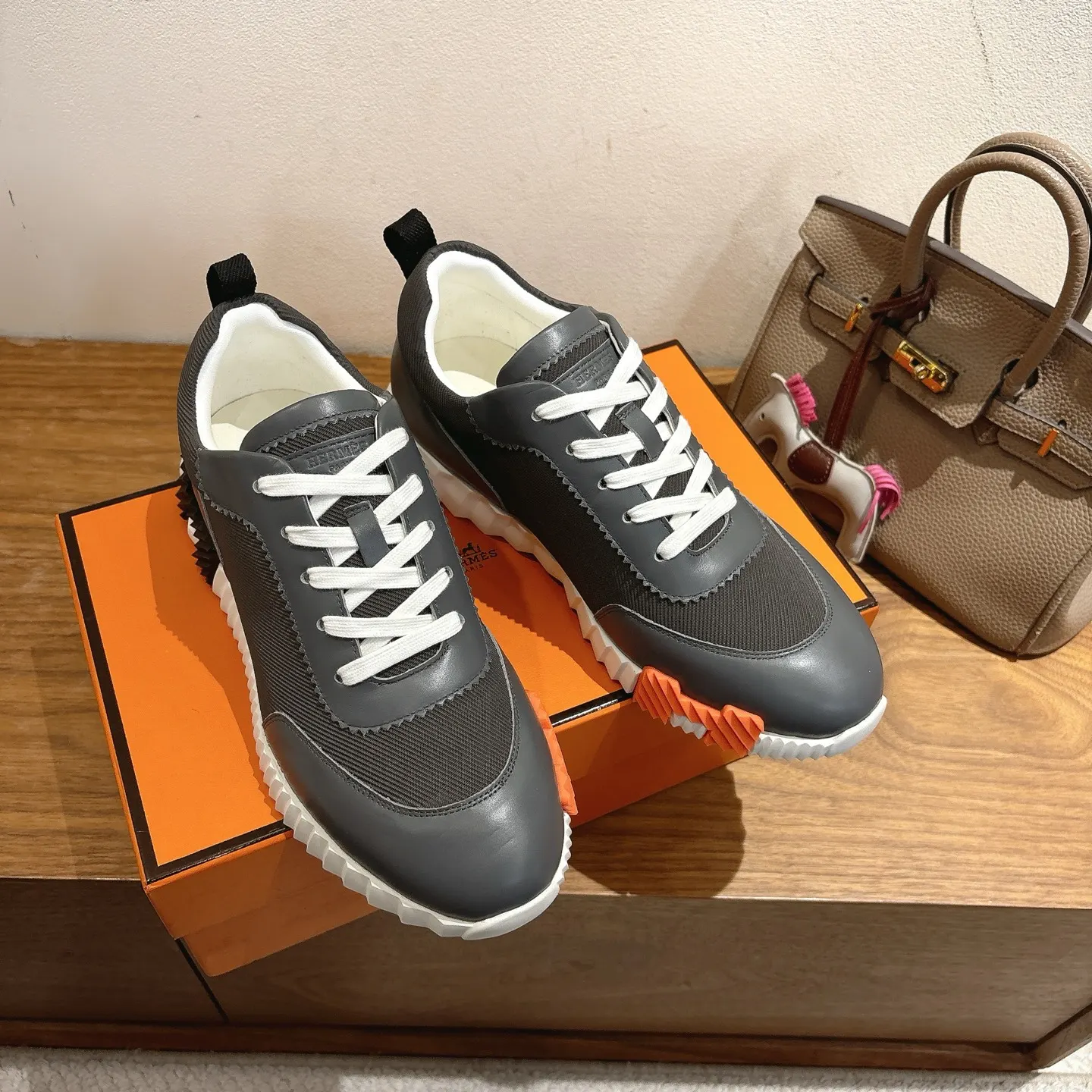 Hermès SS 运动鞋