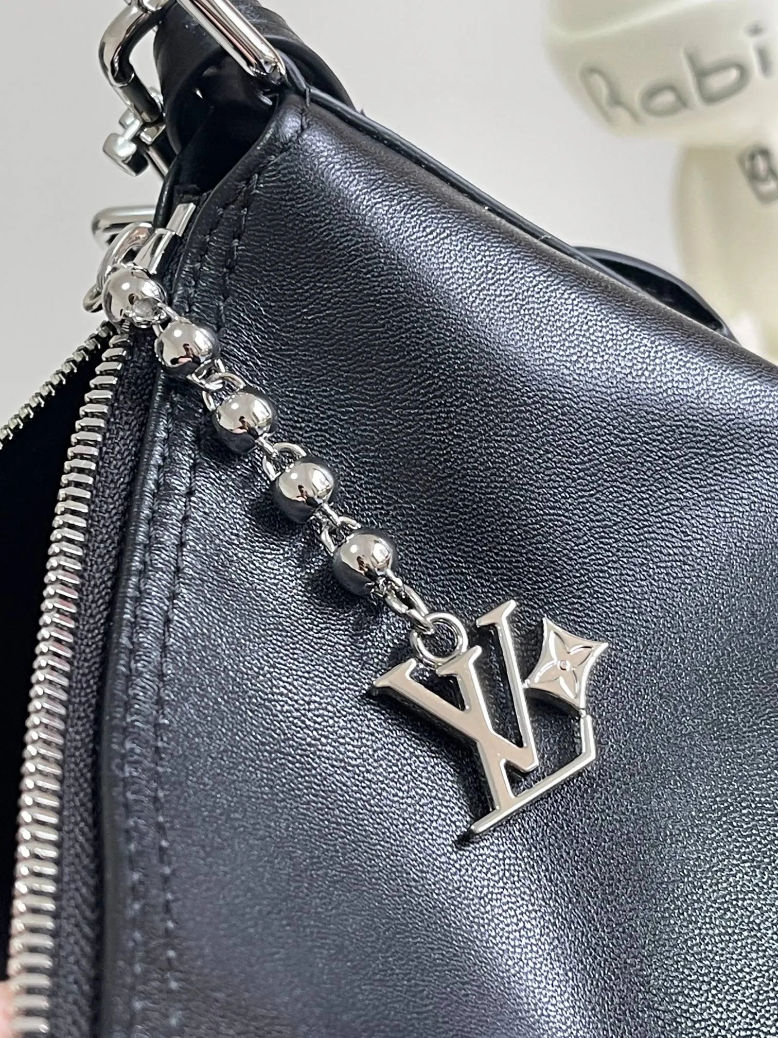 LV 帆布 海 外‬单 独实家‬拍 头层皮 半钢五金 动态 ME 单肩包 日常单肩背款