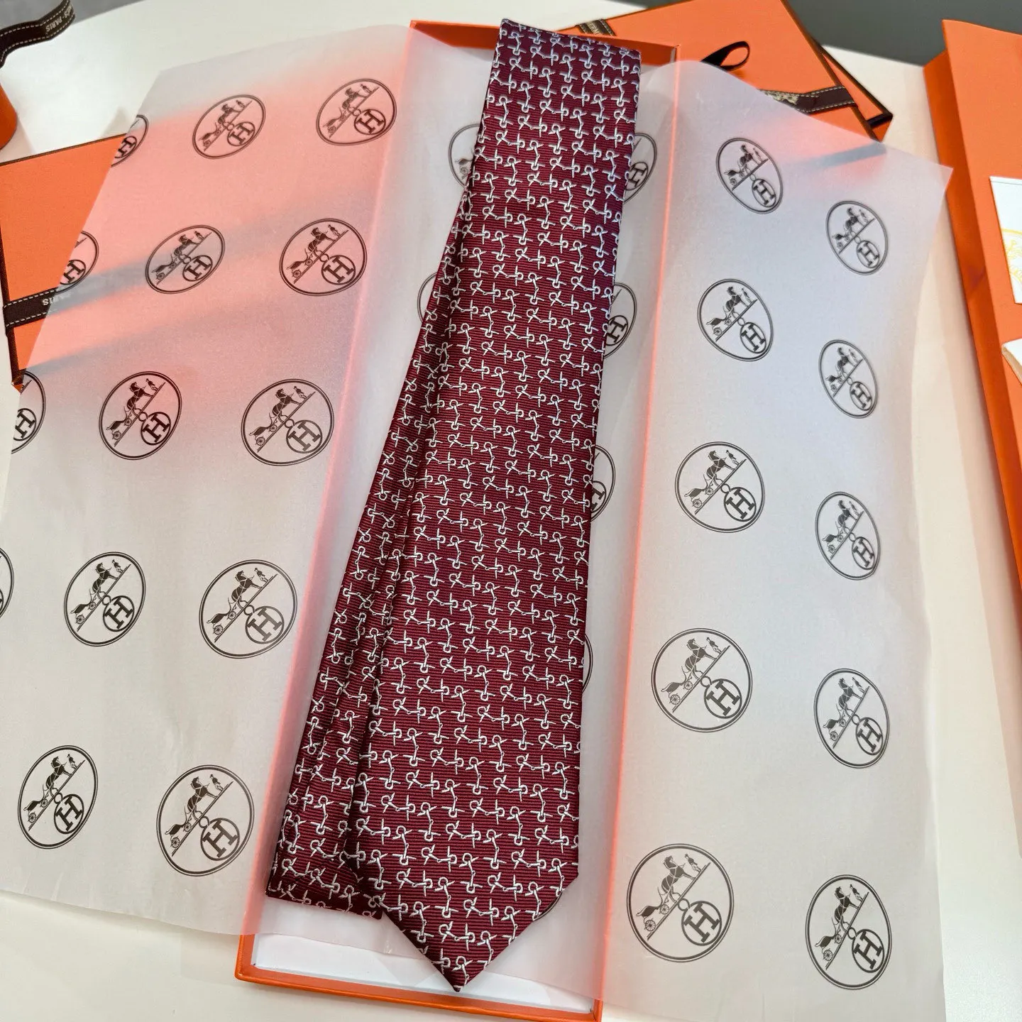 Hermès 领带 精致配饰