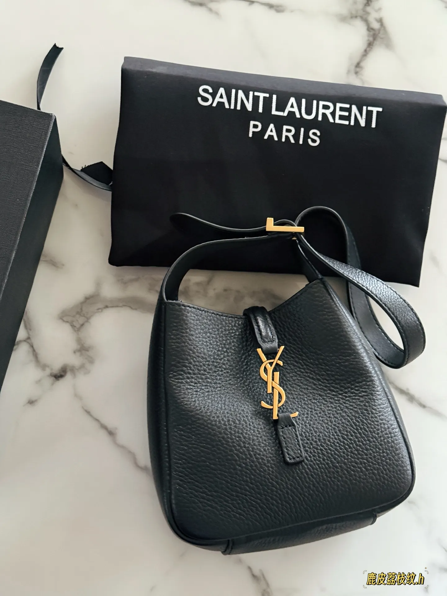 YSL Hobo 牛皮 腋下包 復古腋下背款
