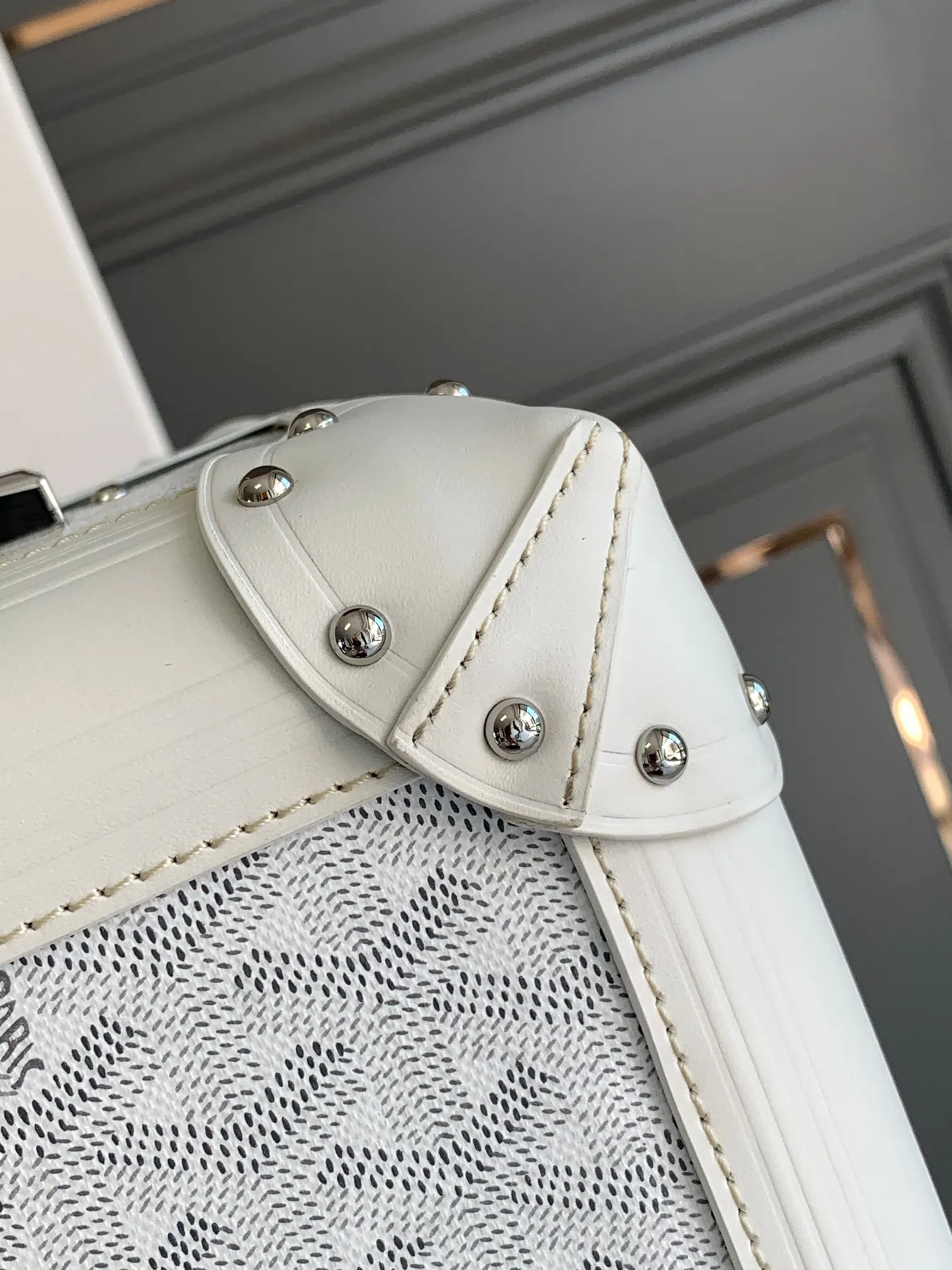 Goyard 產品的經典传承 行李箱 旅行拉杆款 輕便出行款