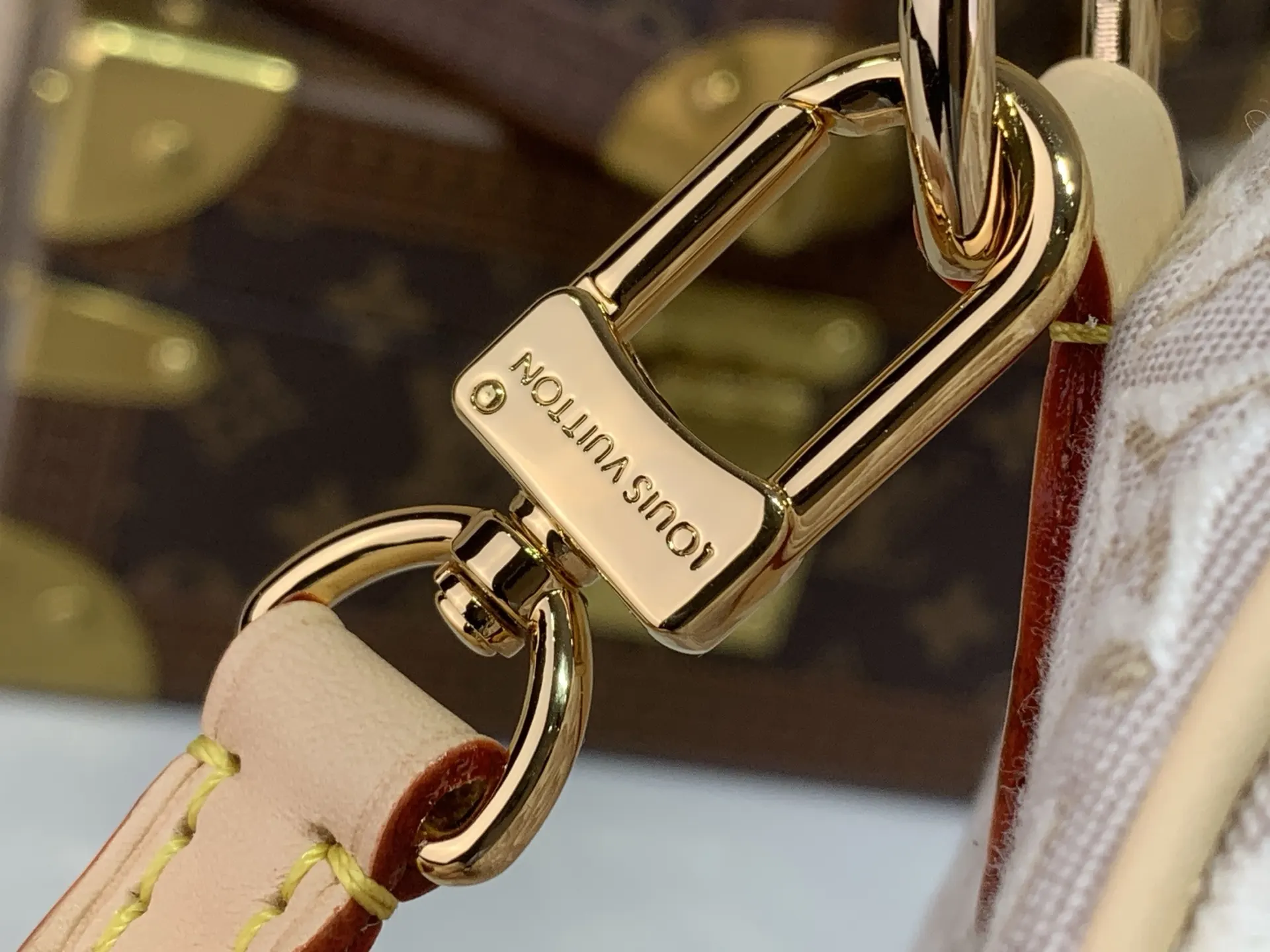 LV Speedy 白色 帆布 收纳包 旅行收纳款