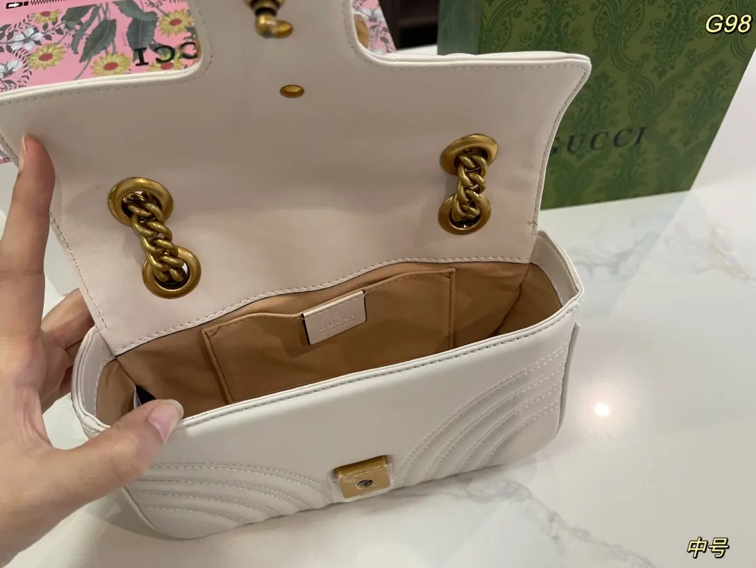Gucci Crossbody Bag Lightweight
