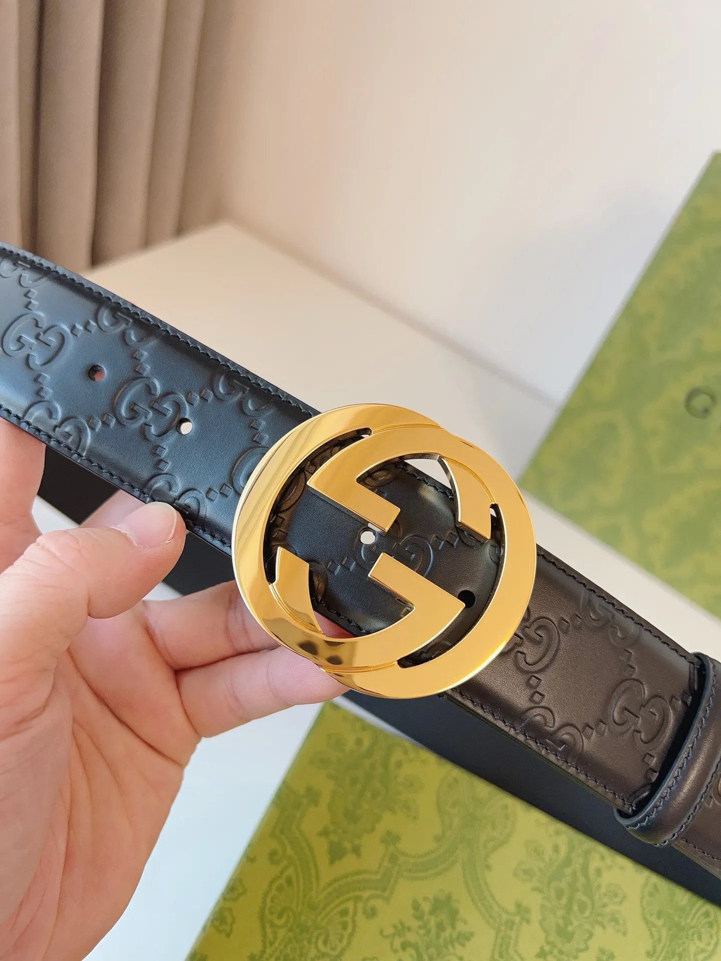 Gucci Double G 双G扣牛皮腰带