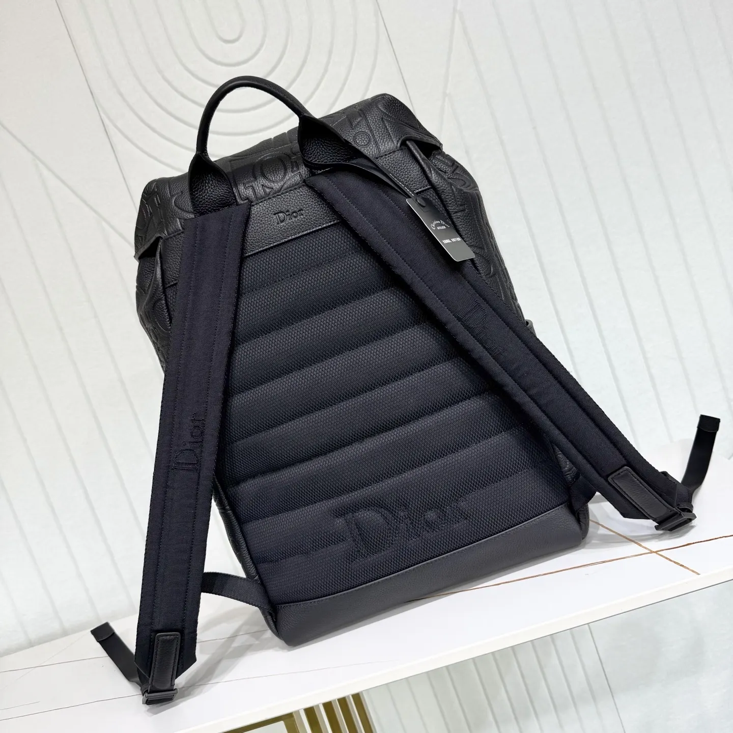 Dior 黑色 牛皮 批 市场 打版 保证进口头层牛皮 雙肩包 实用雙肩款