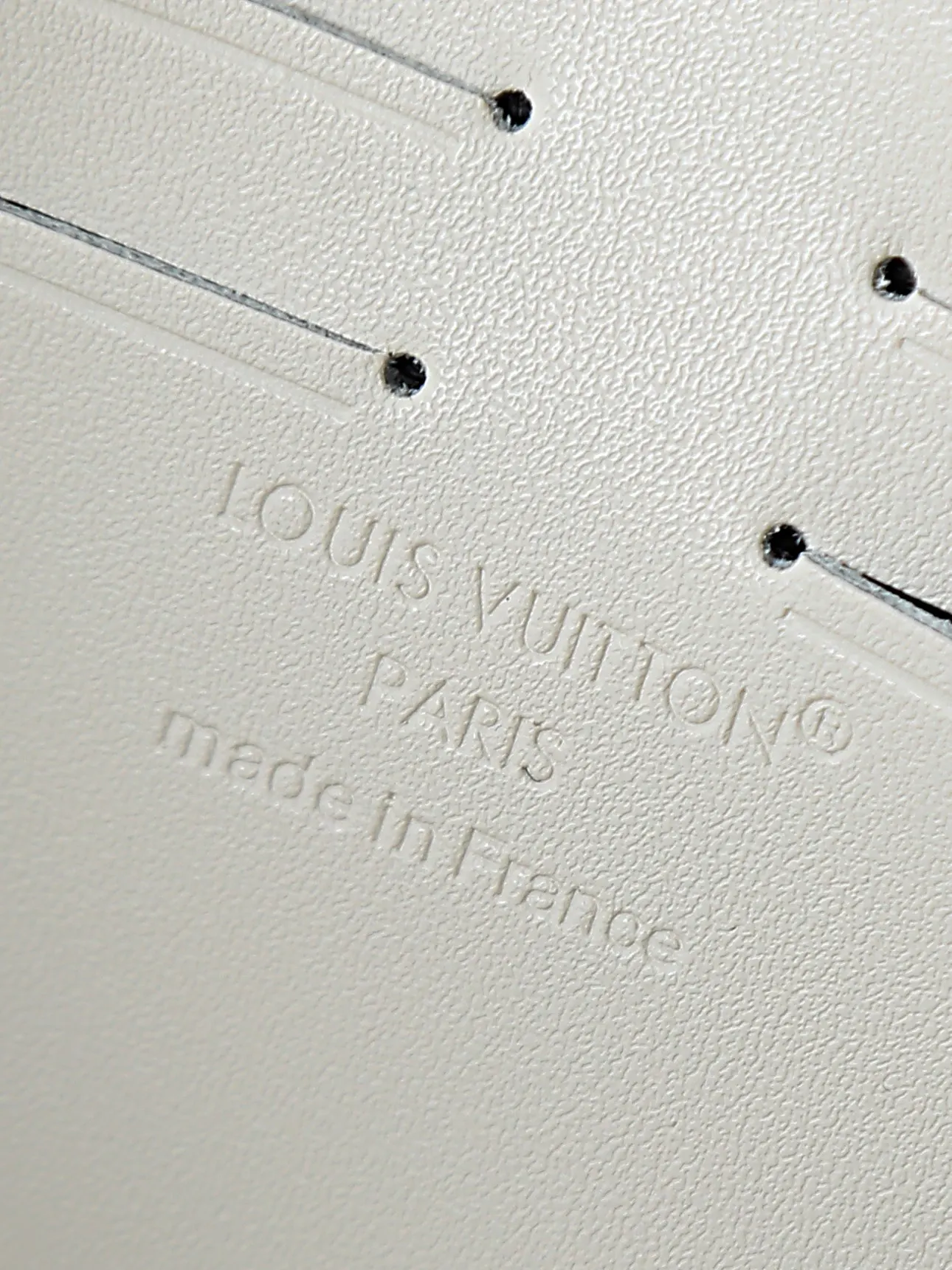 LV zipper wallet Image 9 LV zipper wallet Image 9