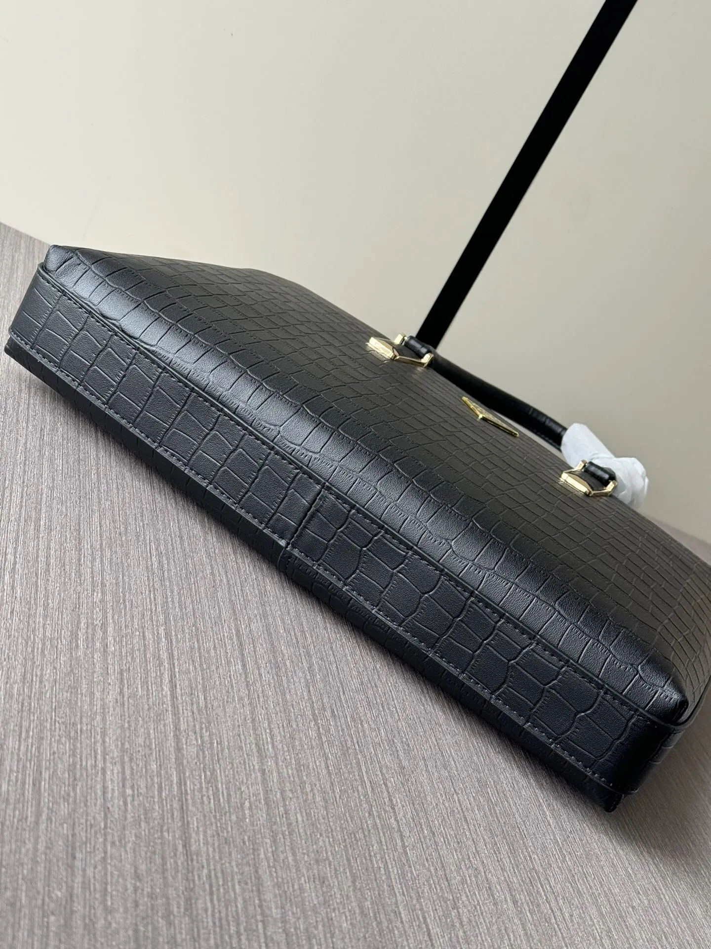 Prada 黑色 小牛皮 公文包 商務通勤款