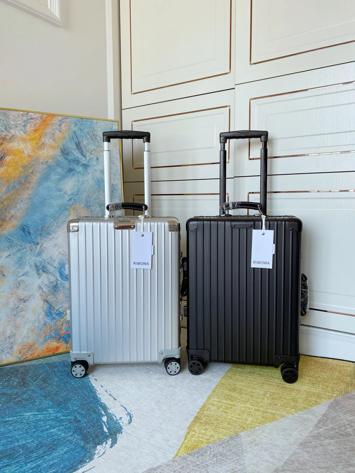 Black Silver Suitcase Travel Lightweight Vintage