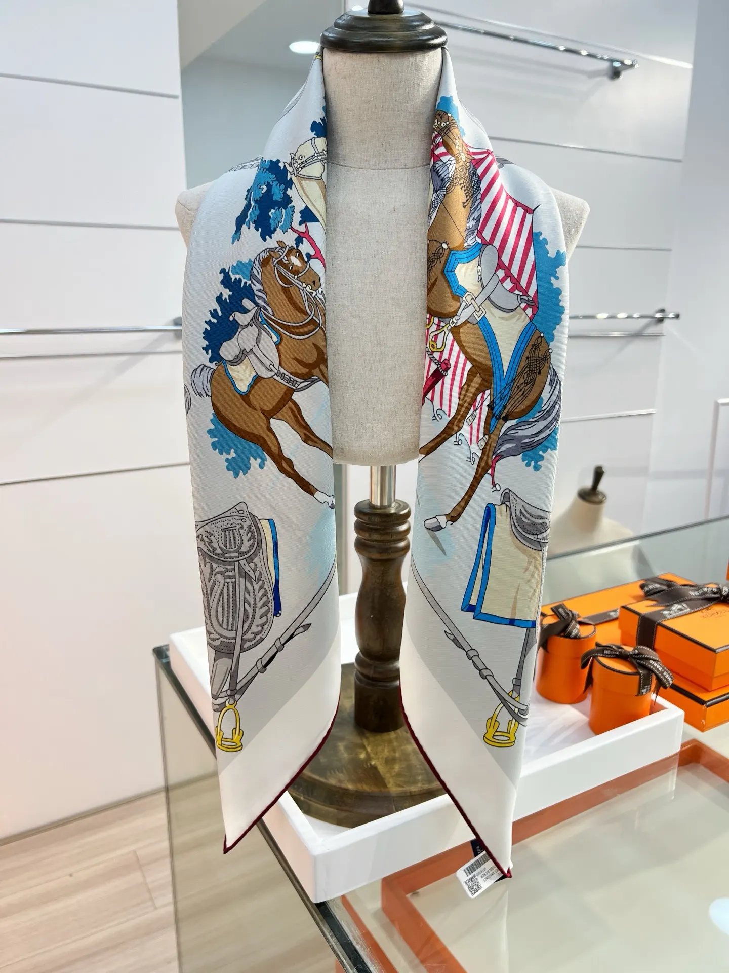 Hermès Scarf