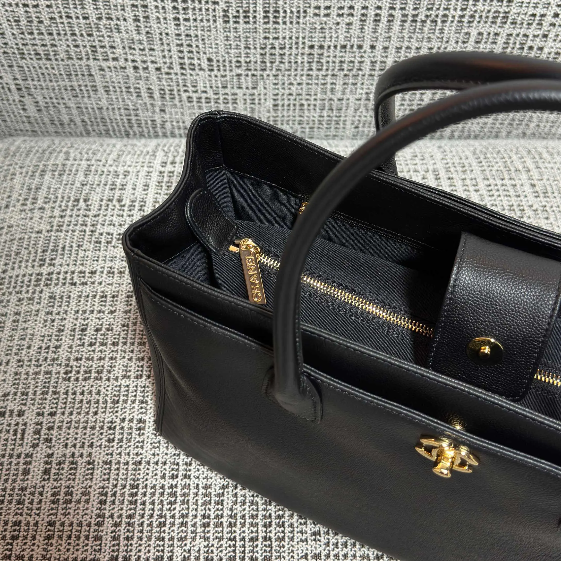 Chanel Tote Bag