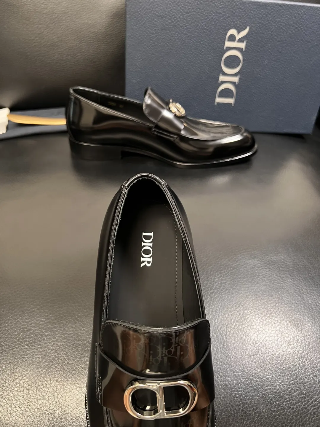 Dior 棕灰牛皮乐福鞋 复古通勤款