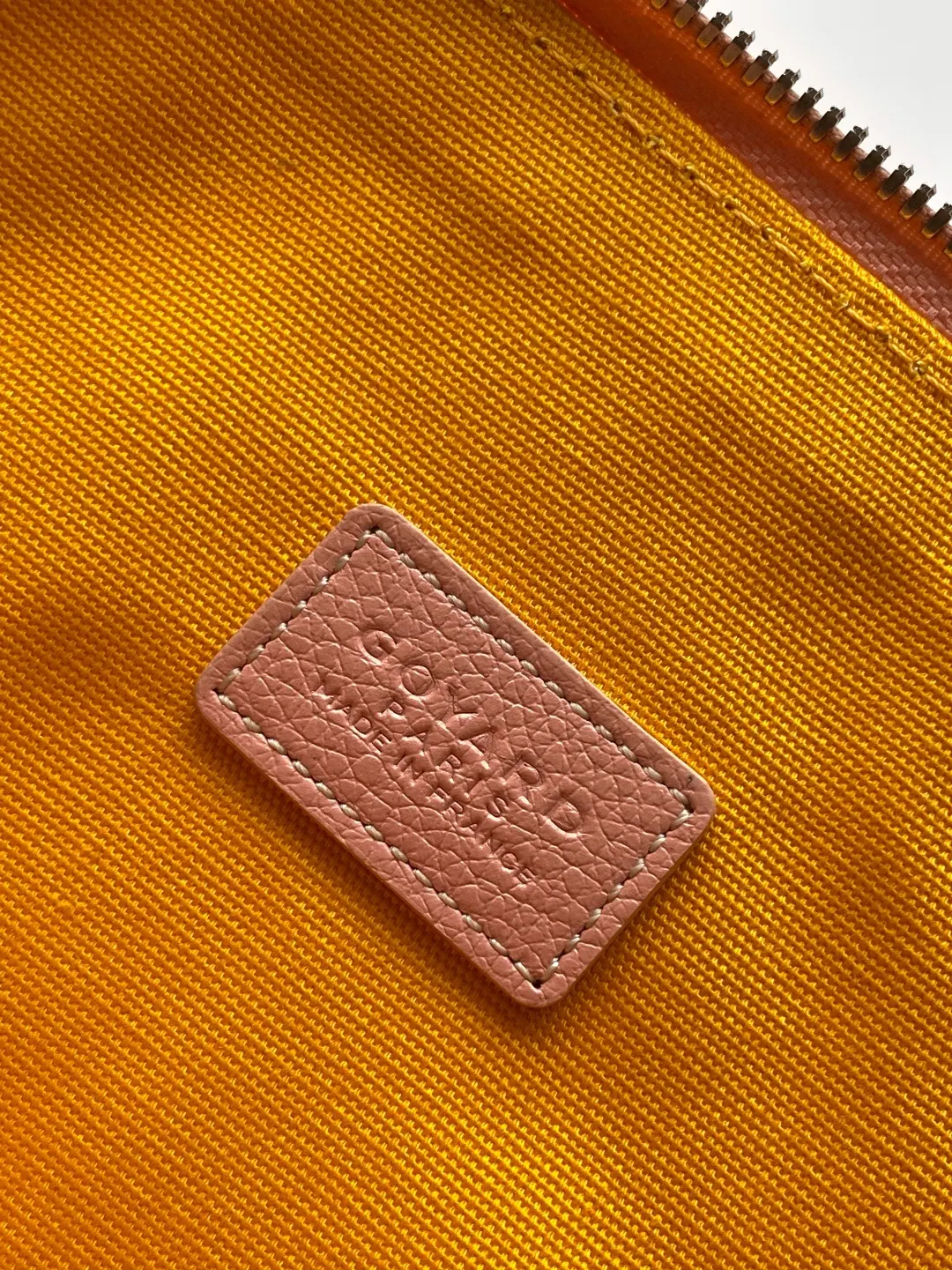 Goyard VENDOME 化妆包内衬防水棉质里料 堪称理想的化 行李箱 旅行拉杆款 轻便出行款