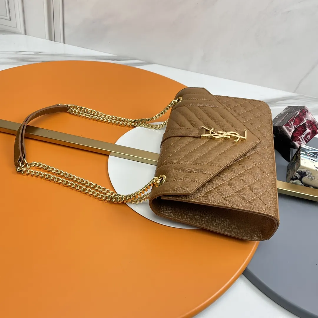 Chain Bag Leather