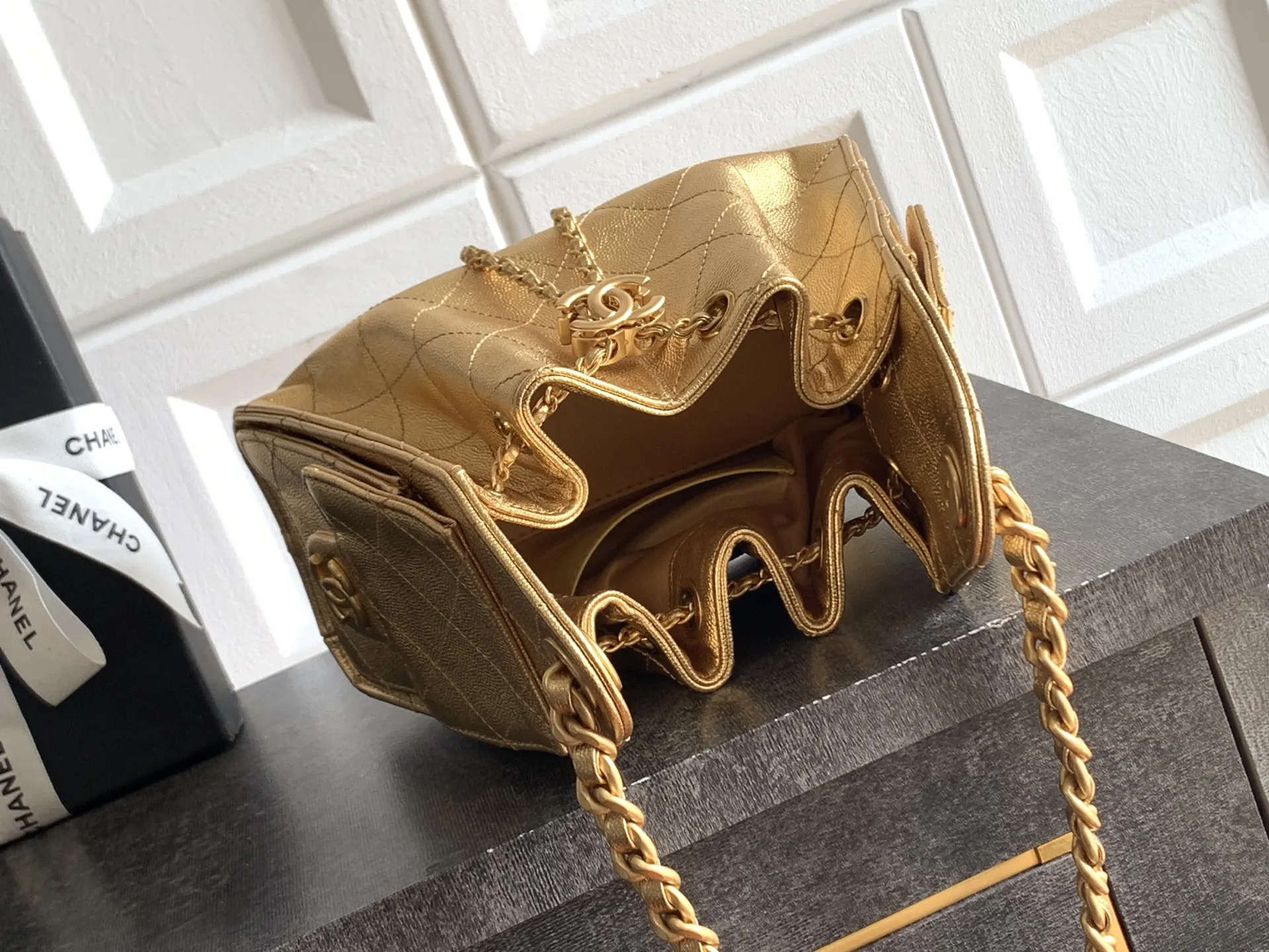 Gold Chain Bag Image 9 Gold Chain Bag Image 9