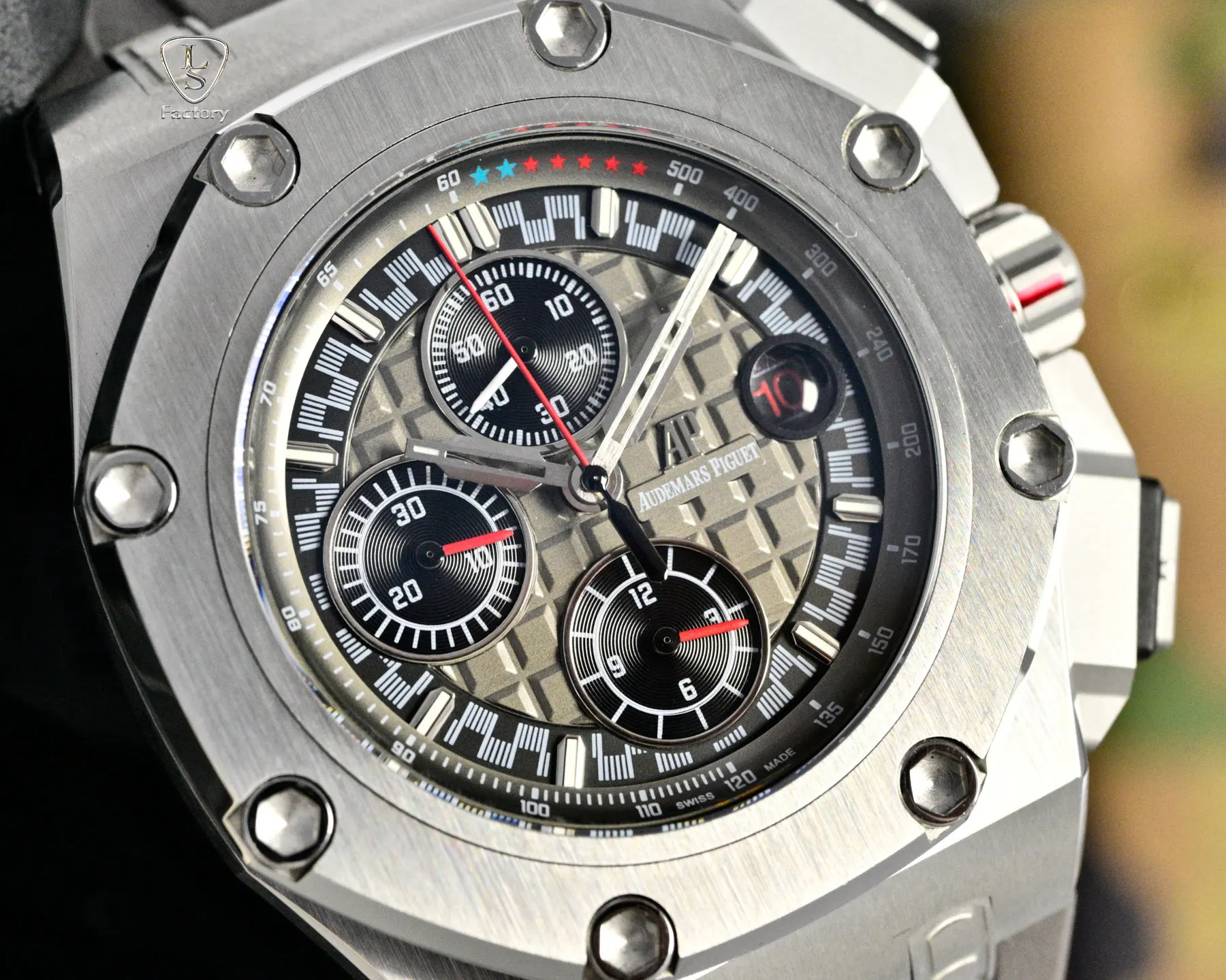 Watch Classic Image 9 Watch Classic Image 9