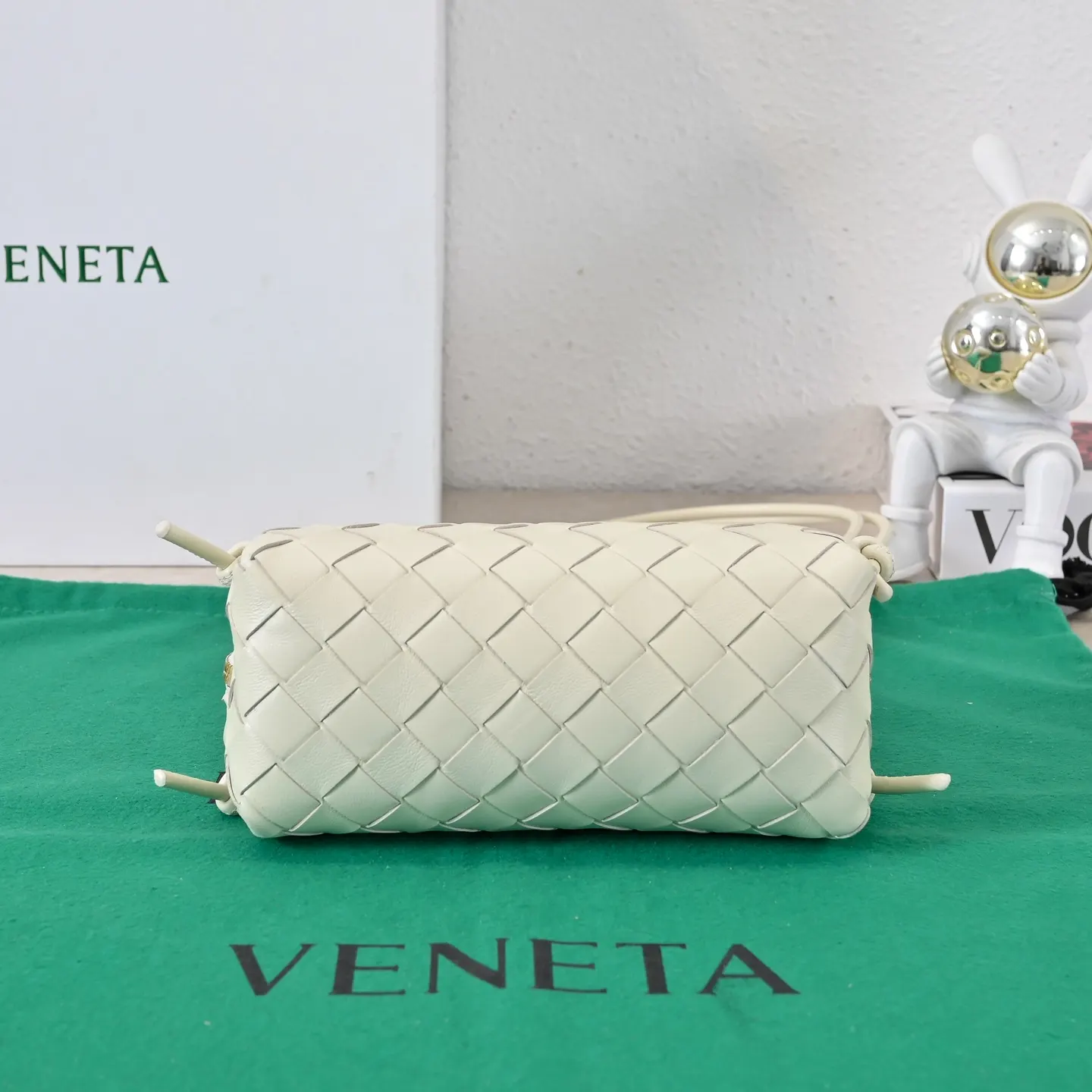 Bottega Veneta 腋下包 復古腋下背款