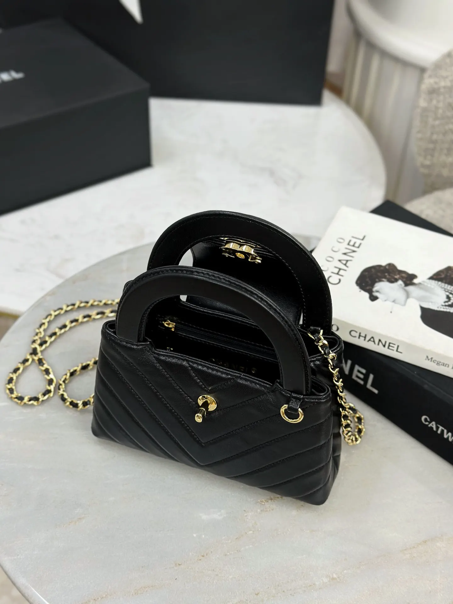 Chanel 羊皮Kelly手柄包 手提斜挎 手提包