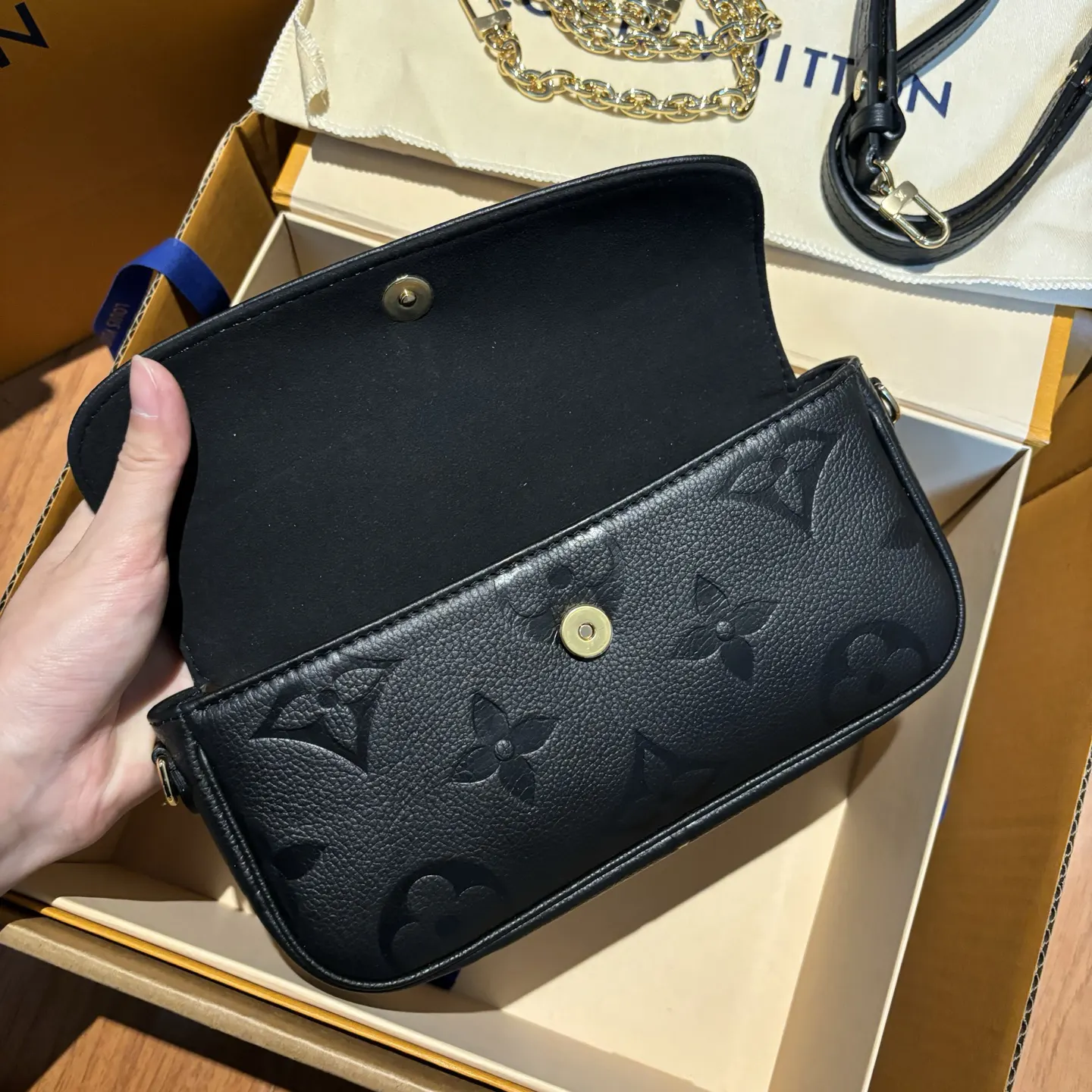 Black Chain Bag
