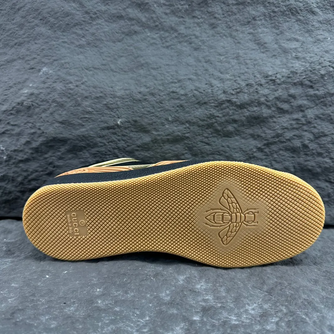Gucci Logo Sneakers