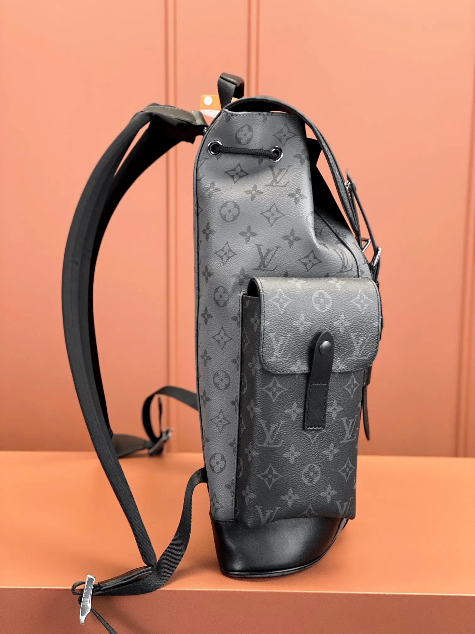 Christopher 中号雙肩包 实用雙肩款