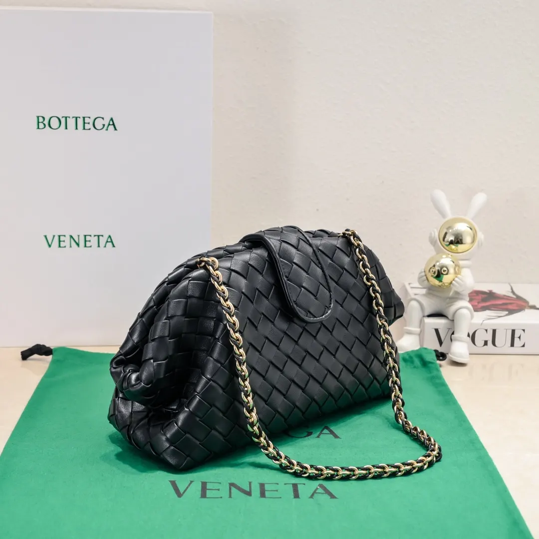 Bottega Veneta 羊皮 鏈條包 精致鏈條款