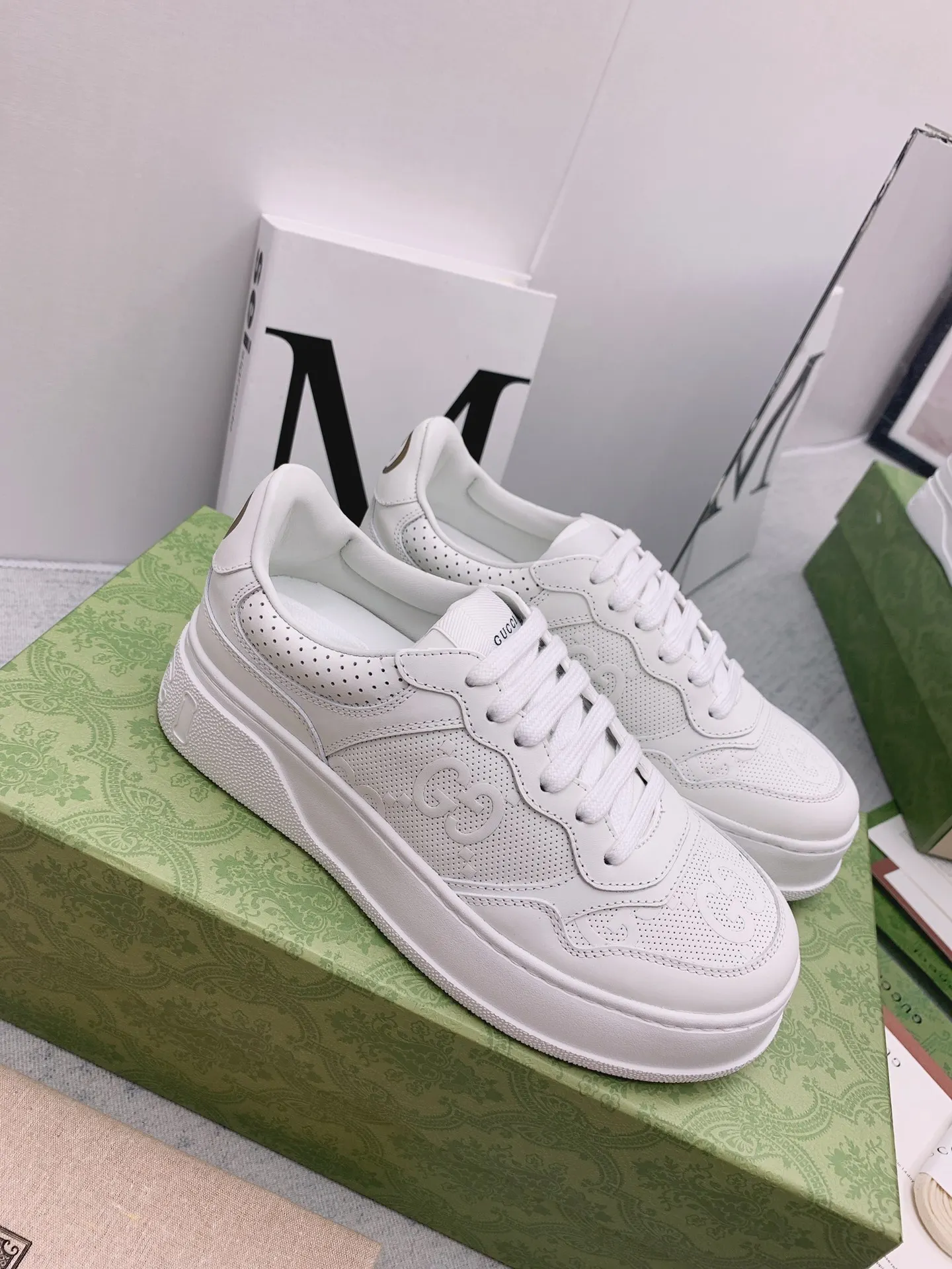 Gucci Logo休闲运动鞋