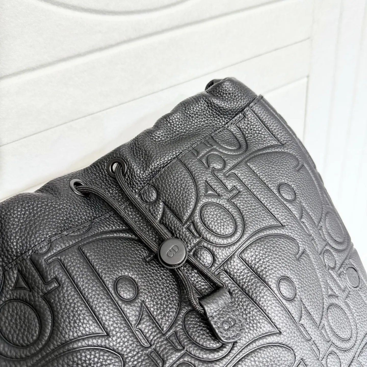 Dior 黑色 牛皮 批 市场 打版 保证进口头层牛皮 雙肩包 实用雙肩款(數字9) Dior 黑色 牛皮 批 市场 打版 保证进口头层牛皮 雙肩包 实用雙肩款(數字9)