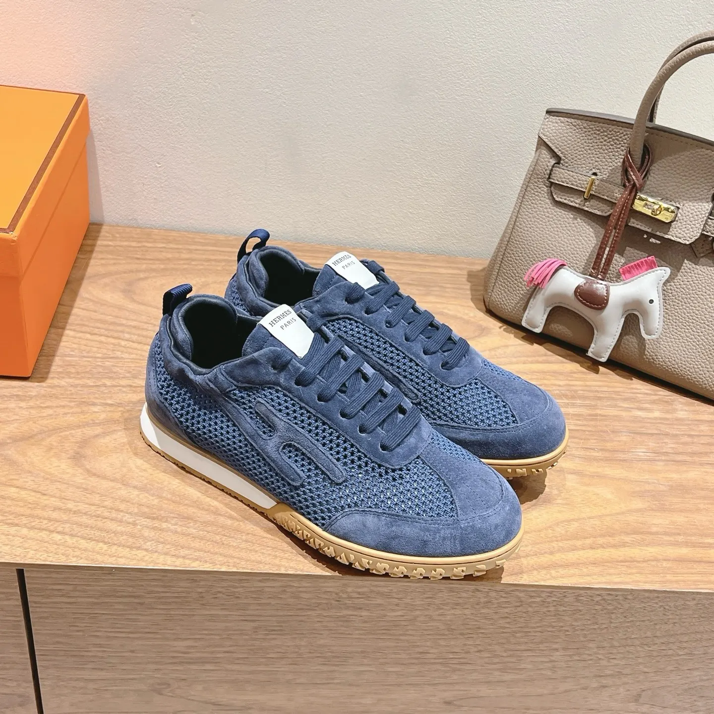 Hermès SS 运动鞋(數字6) Hermès SS 运动鞋(數字6)