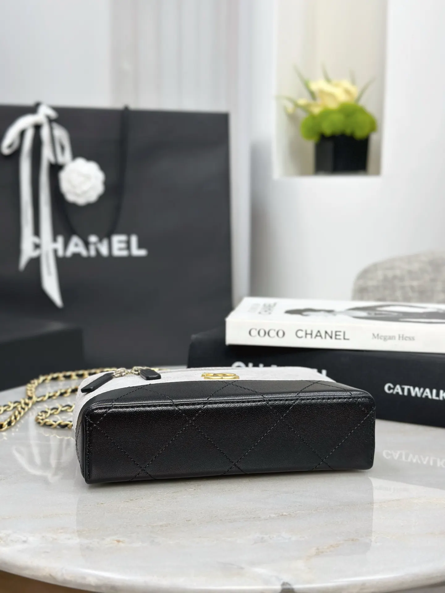 Chanel Calfskin Bag Chain Shoulder and Crossbody Wear Image 5 Chanel Calfskin Bag Chain Shoulder and Crossbody Wear Image 5