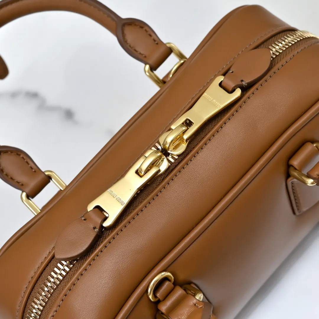 Top Handle Bag Commuter Leather