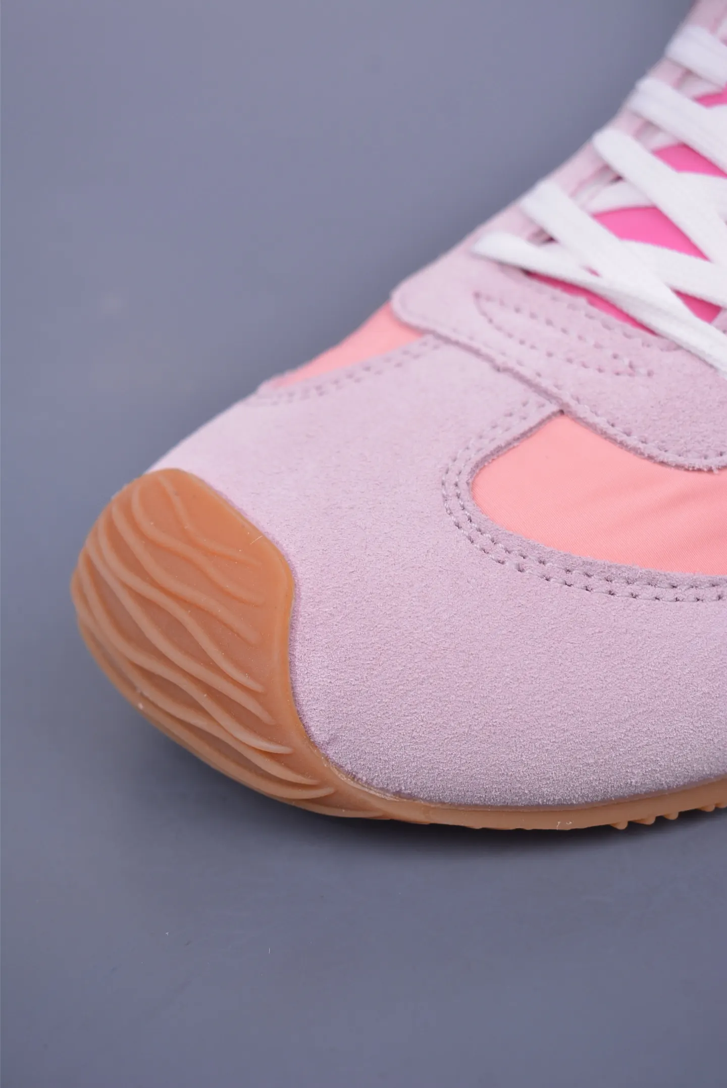 Loewe RUNNER SNEAKERS 白色 平底鞋 通勤约会款