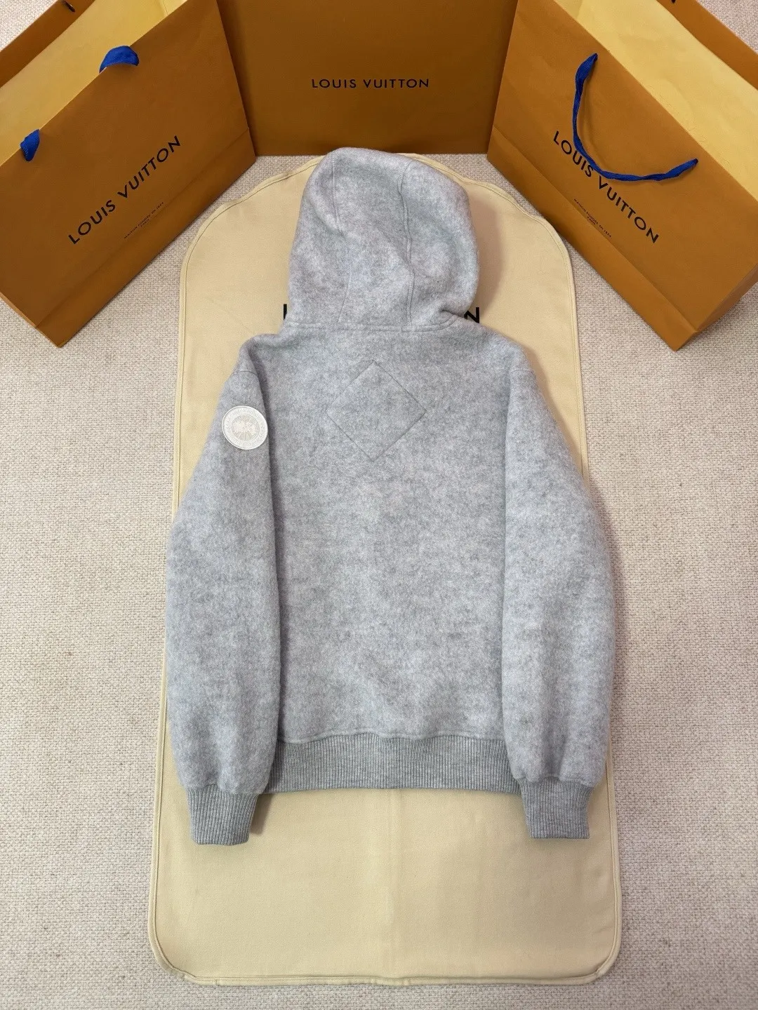 Canada Goose 花灰 羊毛 外套 通勤休閒款(數字2) Canada Goose 花灰 羊毛 外套 通勤休閒款(數字2)