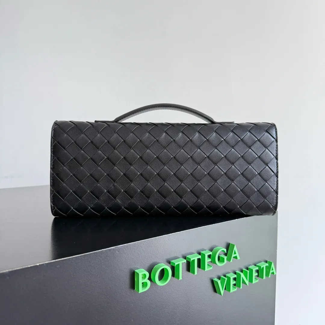 Bottega Veneta 金色 手拿包 精致手拿款
