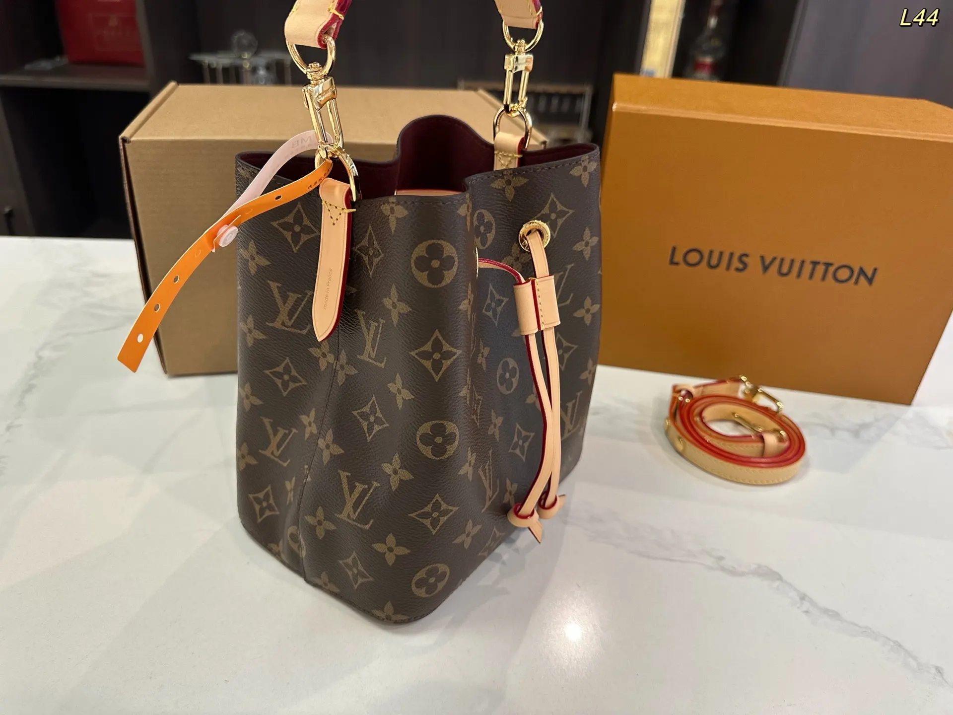 Louis Vuitton Monogram Bucket Bag Casual