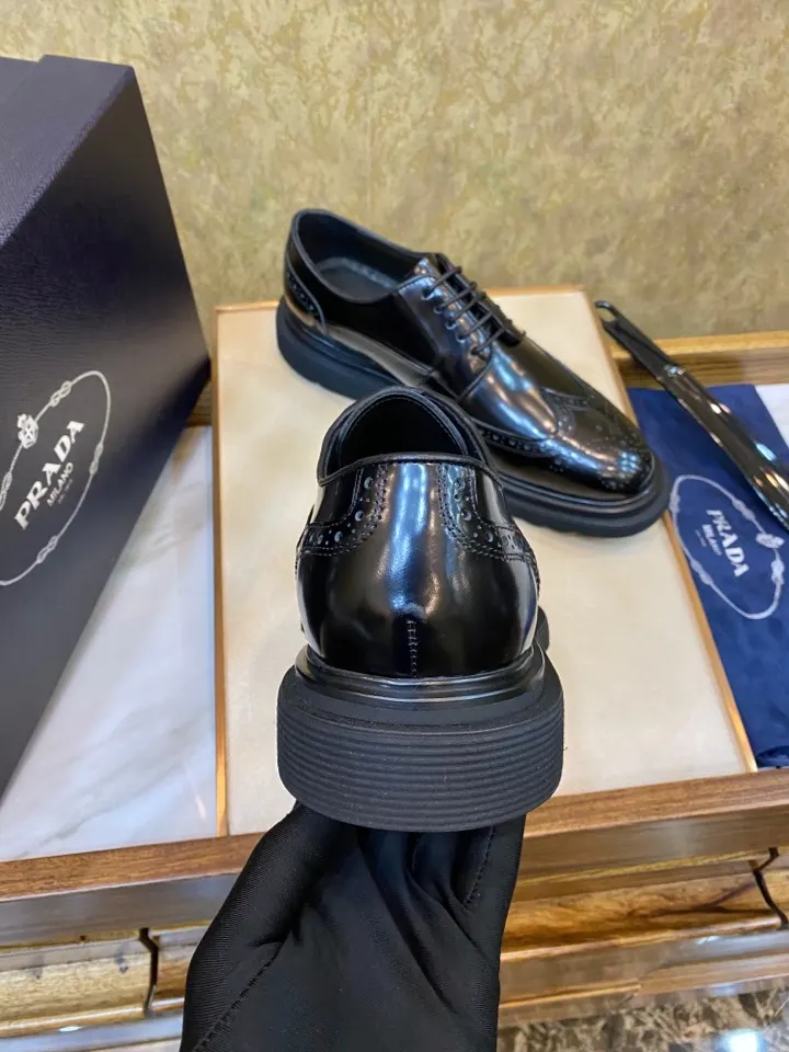 PRADA 牛皮 休闲鞋 舒适百搭款